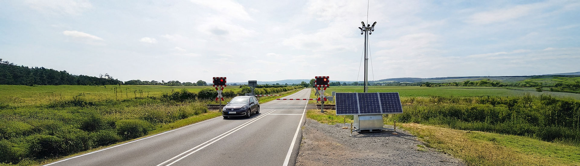 Level crossing safety with mobile security towers - %sitenalevel crime%
